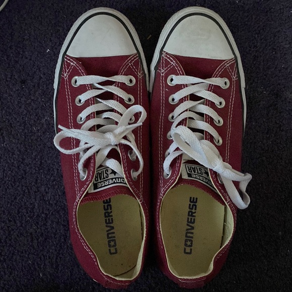 Converse Shoes - Burgundy Converse